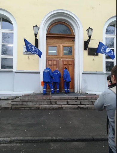 Студентка МГУ предприняла попытку покончить жизнь самоубийством из-за неразделенной любви с геем.