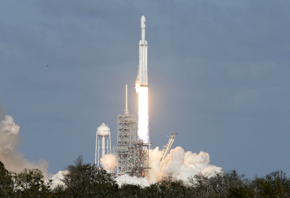 Falcon Heavy. Топ 7 самых больших ракет в мире Falcon Heavy. Топ 7 самых больших ракет в мире