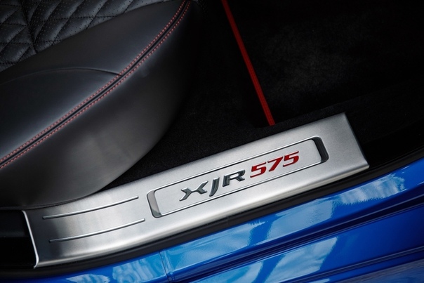 Очень редкие:Jaguar XJR575 Двигатель: 5.0 V8 SuperchargerМощность: 575 л.с. при 6250-6500 об/мин Крутящий момент: 700 Нм при 3500-4500 об/мин Трансмиссия: Автомат 8 ступ. Макс. скорость: 300