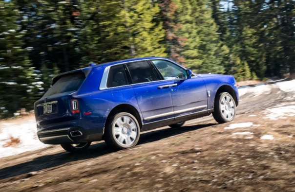 Cullinan покидает асфальт Тест первого Rolls-Royce повышенной проходимостиСтатуэтка «Дух экстаза» на своем веку повидала многое. Но с капота Cullinan и ей открываются совершенно новые