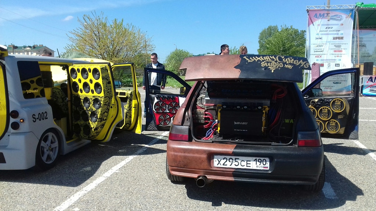 Y_3rc35mYAw.jpg