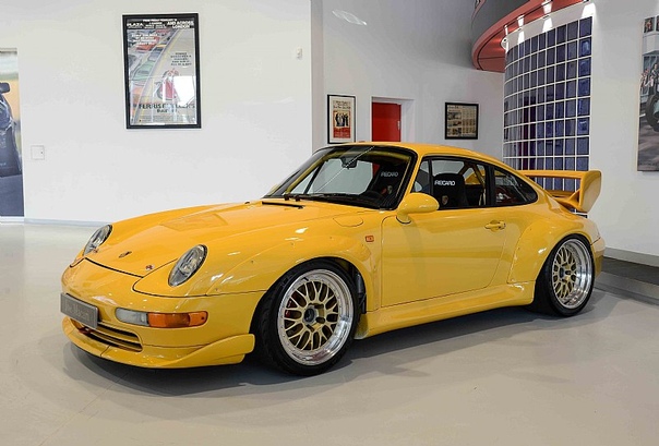 Porsche 911 Carrera RS 1995