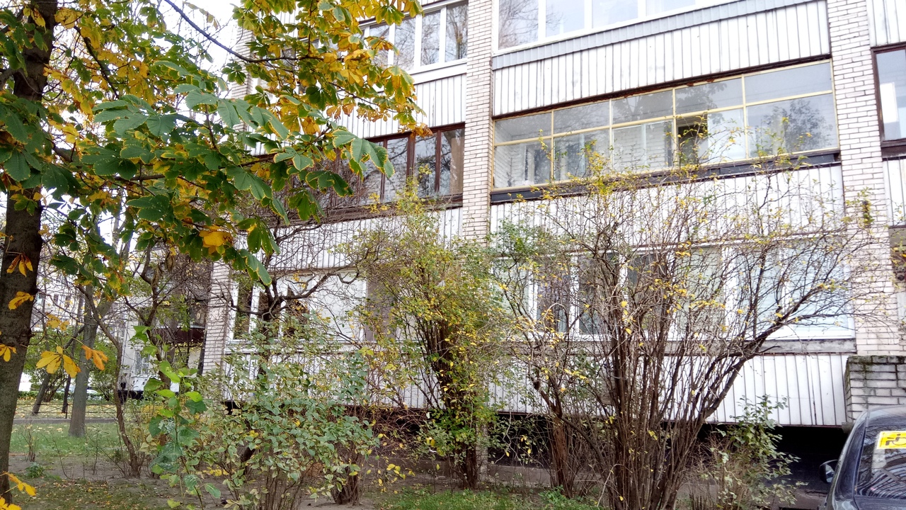 Однушка с большой кухней, кирпичный дом MVFoUgewgFk