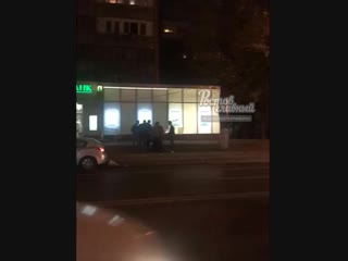 Толпа избивала одного на Ворошиловском 20.10.2018 Ростов-на-Дону Главный