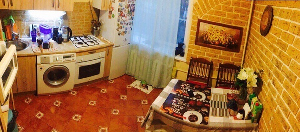 Фото: Ребята, всем привет! Мы ищем соседа/соседку в трёшку. Район Сокольники, до метро 13-15 минут пешком, парк через дорогу. В квартире: в одной комнате живу я - много работаю, поздно возвращаюсь, варю кофе, слушаю музыку, снова варю кофе  + моя дочка Аврора ( ей 11, она адекватный и уже почти взрослый ответственный человек, катается на лошадях, много учится, не кричит и вообще во многих смыслах лучшее и добрее большинства 