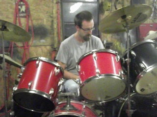 funny drunk drummer