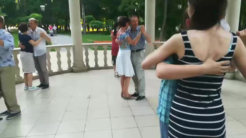 Милонга в ротонде 7.06.2019