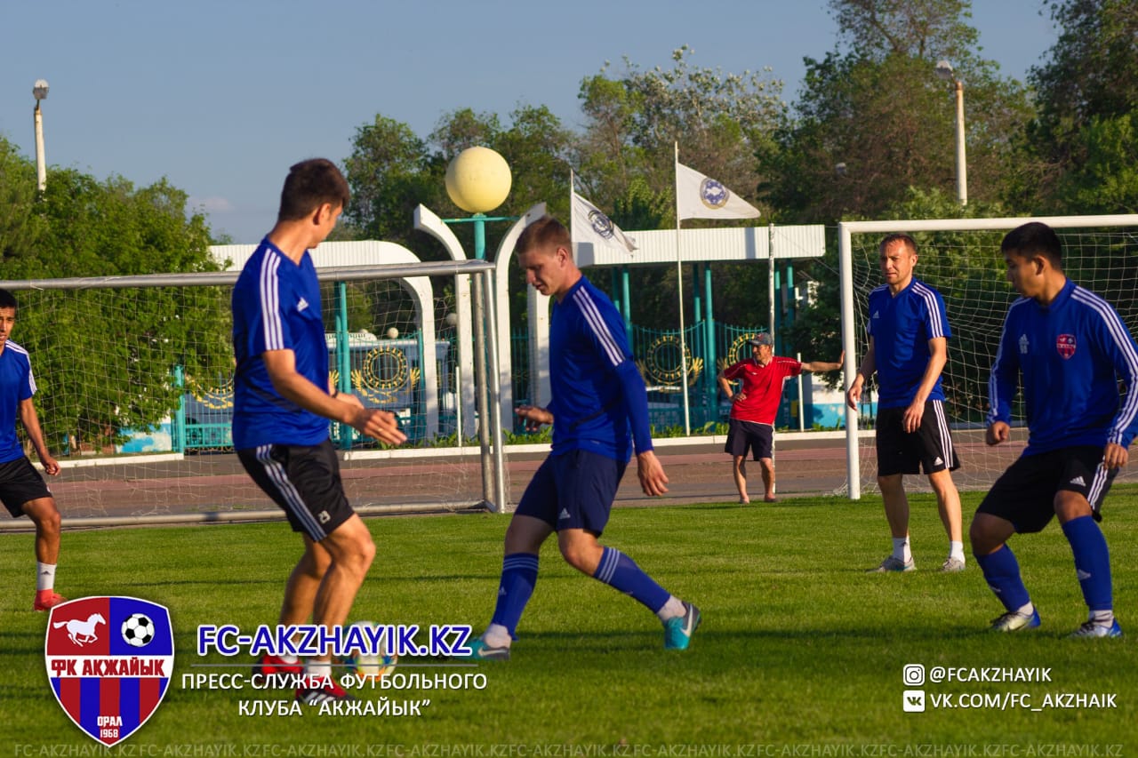 сайт газеты акжайык. акжайык газета атырау. футбол уральск зко. сайт газеты акжайык. акжайык атырау объявления.