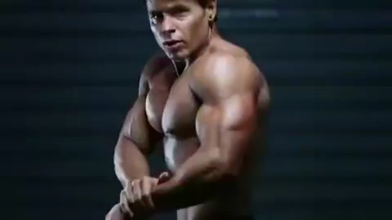 Peter Hartwig Classic posing