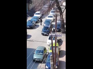Коротко о том, как в Ростове возникают пробки на ровном месте - 29.03.19 - Это Ростов-на-Дону!