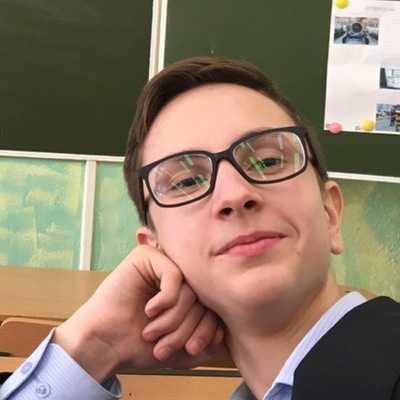 Илья Попов