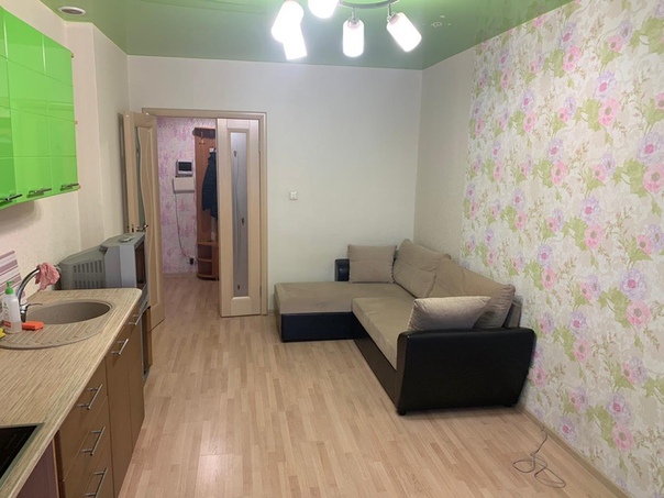 Фото: Сдается: 1-комн. квартира студия <br>Стоимость:21000 <br>Адрес: Рублёвское шоссе, 11 к2 <br>Фили-Давыдково район <br>Метро: Кунцевская — 450 м <br>Доп: (квартира на 7-м этаже, из мебели есть диван , Кухня (есть духовой шкаф), стол, табуретки, прихожая, шкаф купе, гардеробная, кровать двуспальная и т.д.) <br>Предоплата за последний месяц проживания: отсутствует <br>Телефон: +7299574102 <br>Whats app 89507346393 <br>#Снятьквартирувмоскве #арендаквартирвмоскве#снимуквартиру#сдамквартиру#снимуквартирумосква#сдамквартирумосква#арендаквартир#москвааренда#снятьквартирувмоскве#квартиравмоскве#недвижимостьвмоскве#следуй#следуйзамной#подпишись#девушка#девушки#лайки#лайкивзаимно#селфи#привет#инстаграм#супер#инстаграманит#ремонтквартир#инстамода#мода#универ#университет#москва #арендамосква #снятьквартиру #хостел #квартиры #квартирывмоскве #лофтымосква