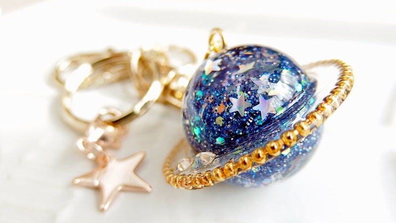 【UVレジン】100均材料で土星みたいな球体のキーホルダーを作ってみまし