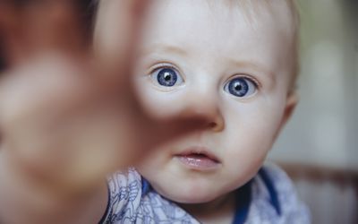 Генетические расстройства часто наследуются от родителей.