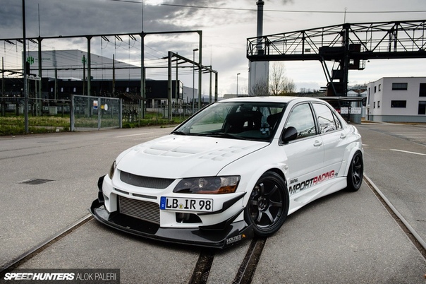 Lancer Evolution IX 