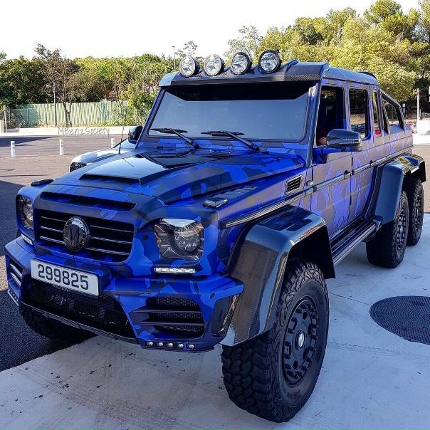 Хищник Mercedes-Benz G63 AMG 6x6 