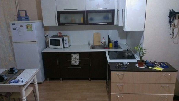 Иркутск, 5-й Армии улица, 55 <br>Сдаю квартиру в самом центре. До Сквера <br>Кирова 5 минут пешком. Мебель и техника <br>для проживания есть вся необходимая. <br>Состояние хорошо видно на фото. Дом <br>теплый, соседи тихие, спокойные. <br>Коммунальные платежи будете оплачивать <br>отдельно. Стоимость 10 тысяч. <br>Звоните 89087755046 <br>--------------------------------------— <br>Есть еще варианты <br> - фото Фото: Иркутск, 5-й Армии улица, 55 <br>Сдаю квартиру в самом центре. До Сквера <br>Кирова 5 минут пешком. Мебель и техника <br>для проживания есть вся необходимая. <br>Состояние хорошо видно на фото. Дом <br>теплый, соседи тихие, спокойные. <br>Коммунальные платежи будете оплачивать <br>отдельно. Стоимость 10 тысяч. <br>Звоните 89087755046 <br>--------------------------------------— <br>Есть еще варианты <br>