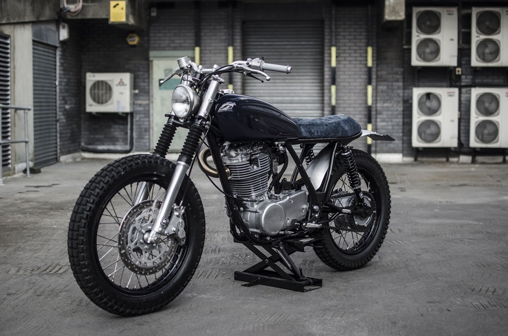 Auto Fabrica: скрэмблер Yamaha SR500 Type 7G