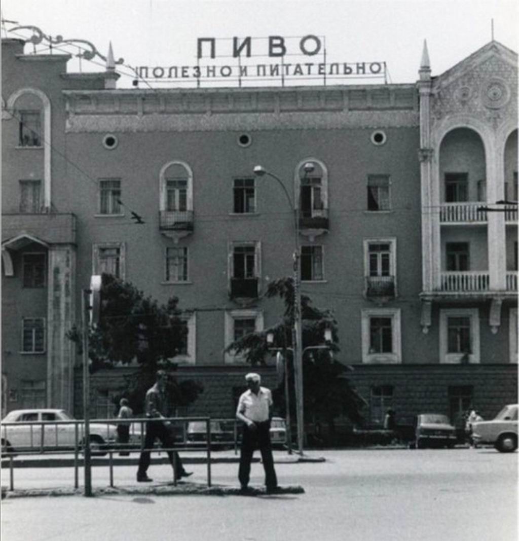 bMZfFoSIo_s.jpg