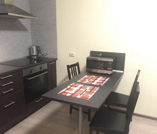 Иркутск, Байкальская улица, 182 <br>Сдается гостинка, 26 кв.м. <br>Полностью укомплектована всей <br>мебелью и техникой. Санузел свой. <br>Сделан свежий ремонт, поэтому <br>желательно без домашних животных. <br>Рассматриваем как семейные пары, <br>так и одиноких. <br>Стоимость 9000 + ком.усл. <br>Звоните 89016547104 <br>==================================== <br>Ищешь жилье по приемлемой цене <br>Смотри здесь <br> - фото Фото: Иркутск, Байкальская улица, 182 <br>Сдается гостинка, 26 кв.м. <br>Полностью укомплектована всей <br>мебелью и техникой. Санузел свой. <br>Сделан свежий ремонт, поэтому <br>желательно без домашних животных. <br>Рассматриваем как семейные пары, <br>так и одиноких. <br>Стоимость 9000 + ком.усл. <br>Звоните 89016547104 <br>==================================== <br>Ищешь жилье по приемлемой цене <br>Смотри здесь <br>