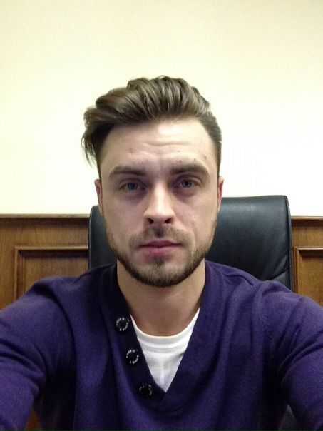 Здравствуйте! Сдам комнату. 17000к все включено.<br>м. Рижская 7 мин. пешком.<br>В квартире ремонта нет, но жить можно. В 5 мин. ходьбы парк, спортивная площадка, теннисный корт, фитнес центр.<br>обо мне: я работаю экономистом, позитивный, чистоплотный, культурный, не конфликтный, занимаюсь спортом.<br>Если ты такой же, добро пожаловать.<br><br> Mezentsev - фото Фото: Здравствуйте! Сдам комнату. 17000к все включено.<br>м. Рижская 7 мин. пешком.<br>В квартире ремонта нет, но жить можно. В 5 мин. ходьбы парк, спортивная площадка, теннисный корт, фитнес центр.<br>обо мне: я работаю экономистом, позитивный, чистоплотный, культурный, не конфликтный, занимаюсь спортом.<br>Если ты такой же, добро пожаловать.<br><br> Mezentsev
