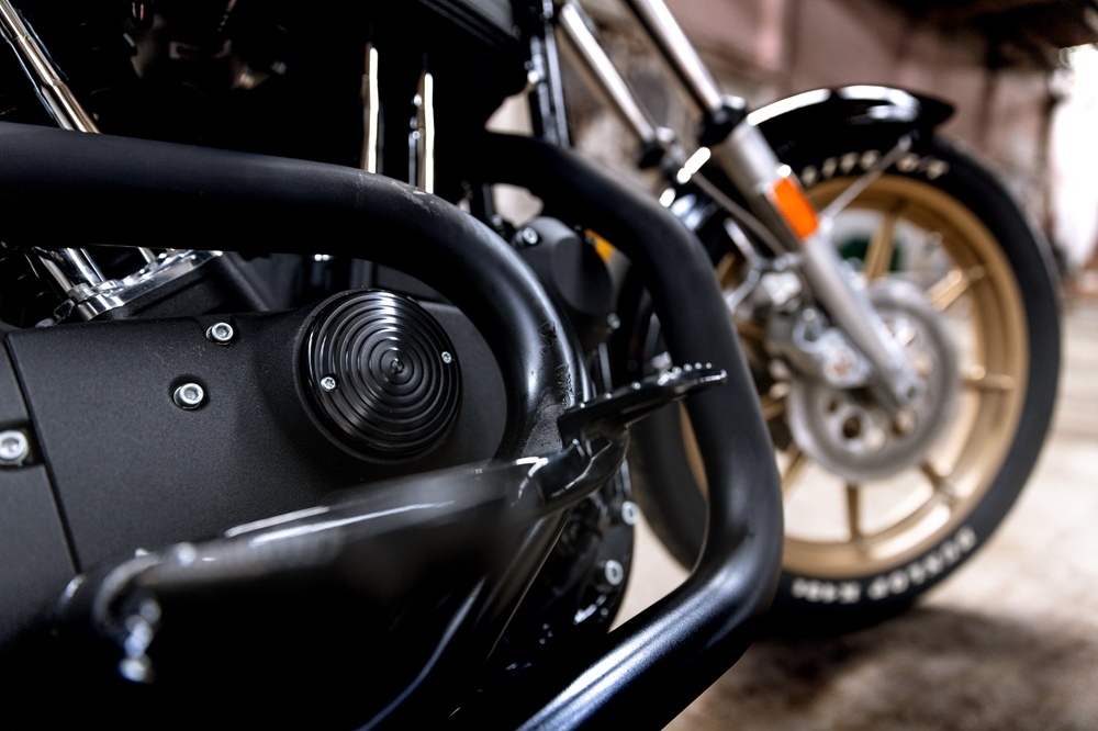 Prism Supply Co.: кастом Harley-Davidson Sportster Iron 1200