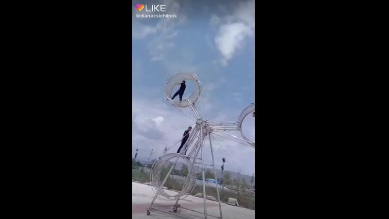 LIKE_6703216530364455963.mp4