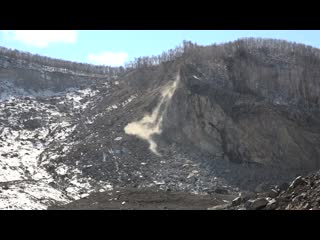 Зиничев оценил обстановку на месте схода грунта на русло реки Бурея в Хабаровском крае