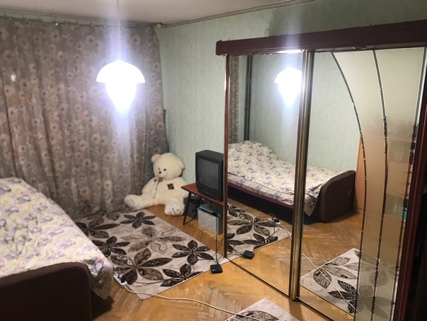 На длительный срок ищу соседку в однокомнатную квартиру,территориально станция м.Киевская<br>Квартира очень простая,но вся необходимая техника и мебель есть.Уютный ,тихий район- рядом набережная,парк,и магазины.<br>Если ты чистоплотная,порядочная,уважаешь личное пространство и славянской внешности-буду рада тебе)<br>Стоимость 12500+ к.у.отдельно<br>Залог 10000,но можно разбить - фото Фото: На длительный срок ищу соседку в однокомнатную квартиру,территориально станция м.Киевская<br>Квартира очень простая,но вся необходимая техника и мебель есть.Уютный ,тихий район- рядом набережная,парк,и магазины.<br>Если ты чистоплотная,порядочная,уважаешь личное пространство и славянской внешности-буду рада тебе)<br>Стоимость 12500+ к.у.отдельно<br>Залог 10000,но можно разбить