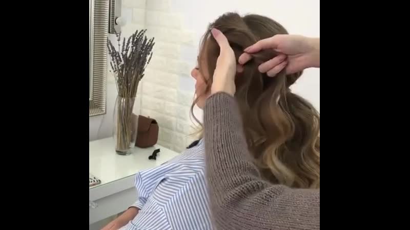Красивая прическа)