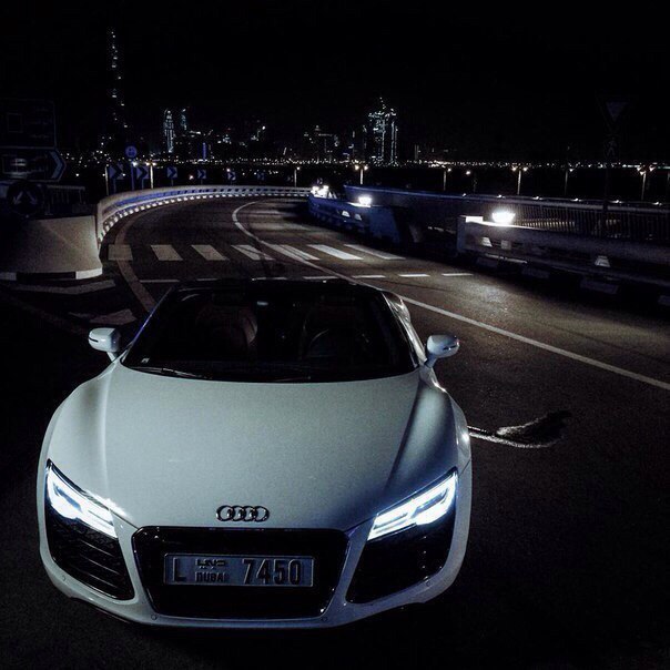 R8 