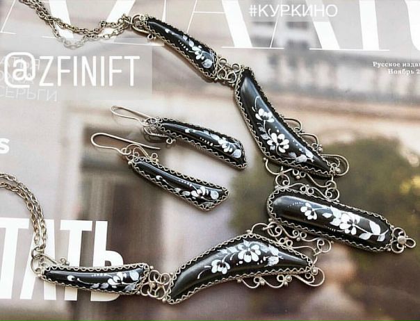 Комплект в наличии. Финифть. Ручная работа