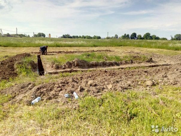 Продам землю в Константиновке, Калининградская область. цена за одну сотку 55 тысяч рублей. На листке крестиком отмечены проданные участки, свободные отмечены зеленым. <br>Возможен торг. <br>Перспективный район. Школа, садик в 500 метрах. До моря 15 минут на машине, до города 5-10 минут.<br> Чистый воздух. Участок ровный и сухой. газ, свет.<br>От собственника. участок 8 соток . 7 соток, 6 соток. - фото Фото: Продам землю в Константиновке, Калининградская область. цена за одну сотку 55 тысяч рублей. На листке крестиком отмечены проданные участки, свободные отмечены зеленым. <br>Возможен торг. <br>Перспективный район. Школа, садик в 500 метрах. До моря 15 минут на машине, до города 5-10 минут.<br> Чистый воздух. Участок ровный и сухой. газ, свет.<br>От собственника. участок 8 соток . 7 соток, 6 соток.
