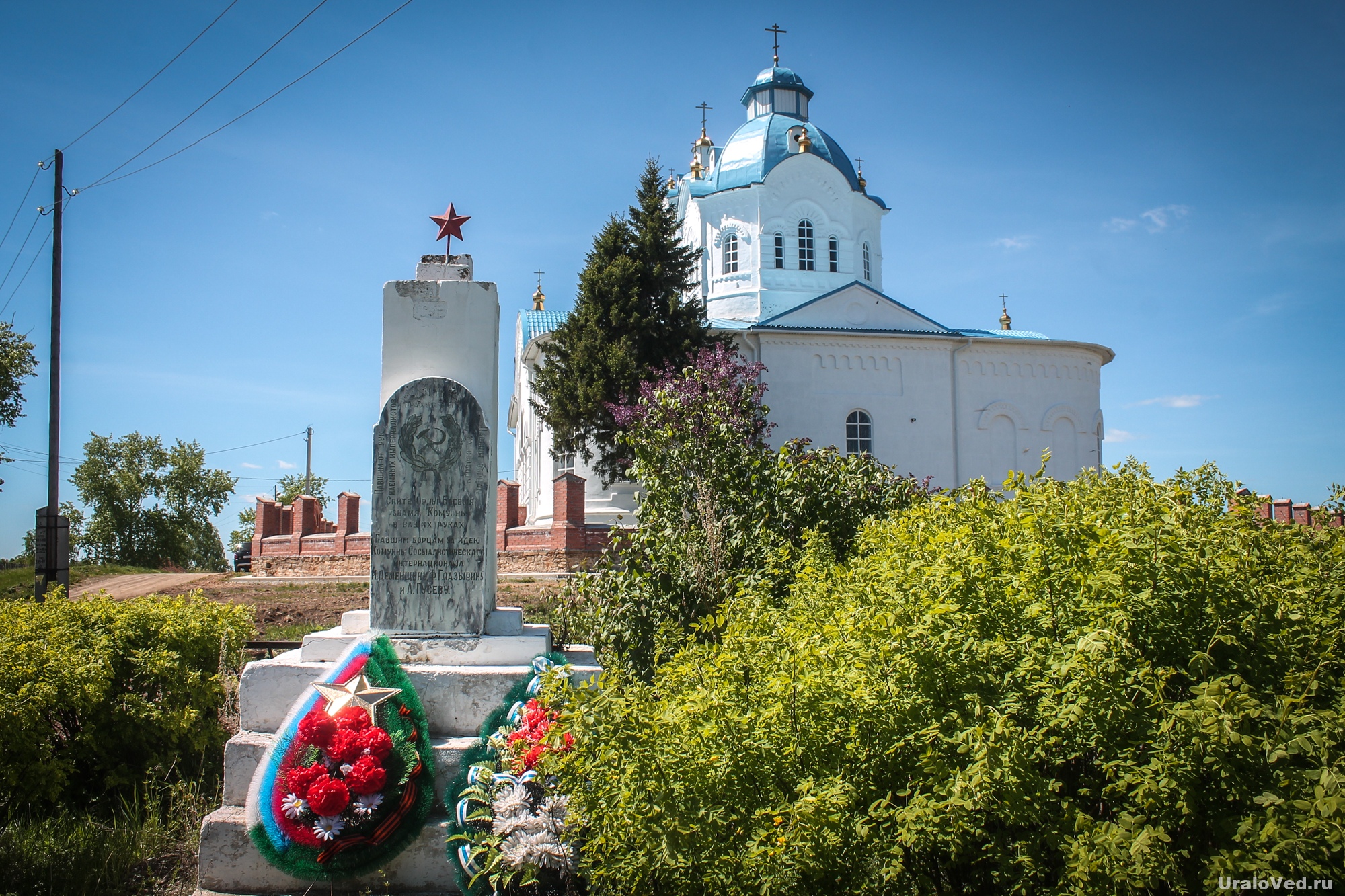 Церковь в селе Булзи