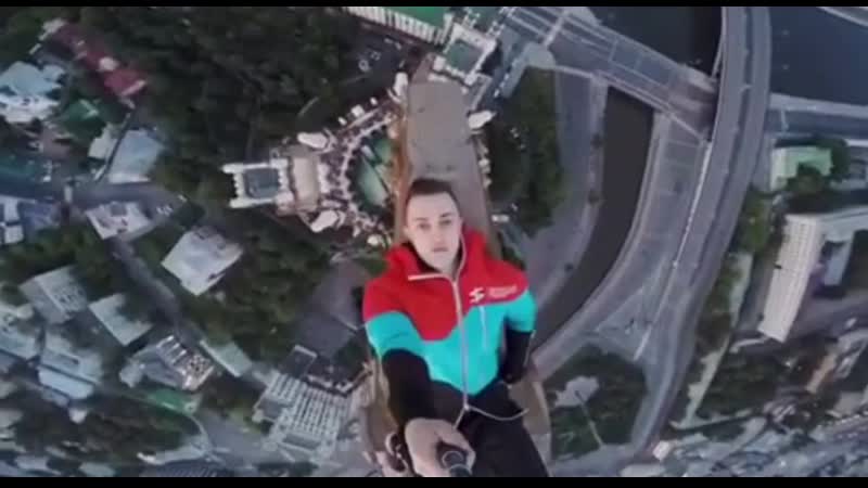 2_5424673145162302232.MOV