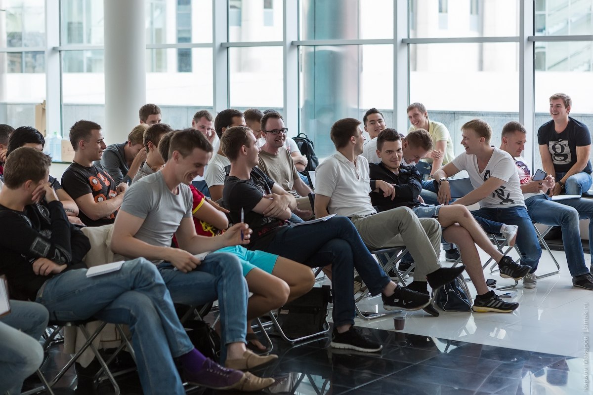 Первый тренинг. Тренинг РМЭС. Всратый бизнес тренинг. Тренинговая группа одного пола фото. Тренинг в уютной атмосфере фото.