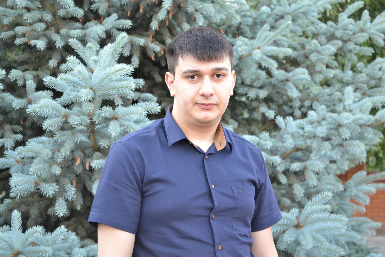М 5 ахмеда — М 5 ахмеда. Гулиев Ахмед. Идрис Гулиев.