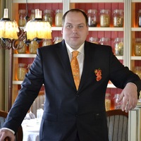 Дмитрий Белоусов