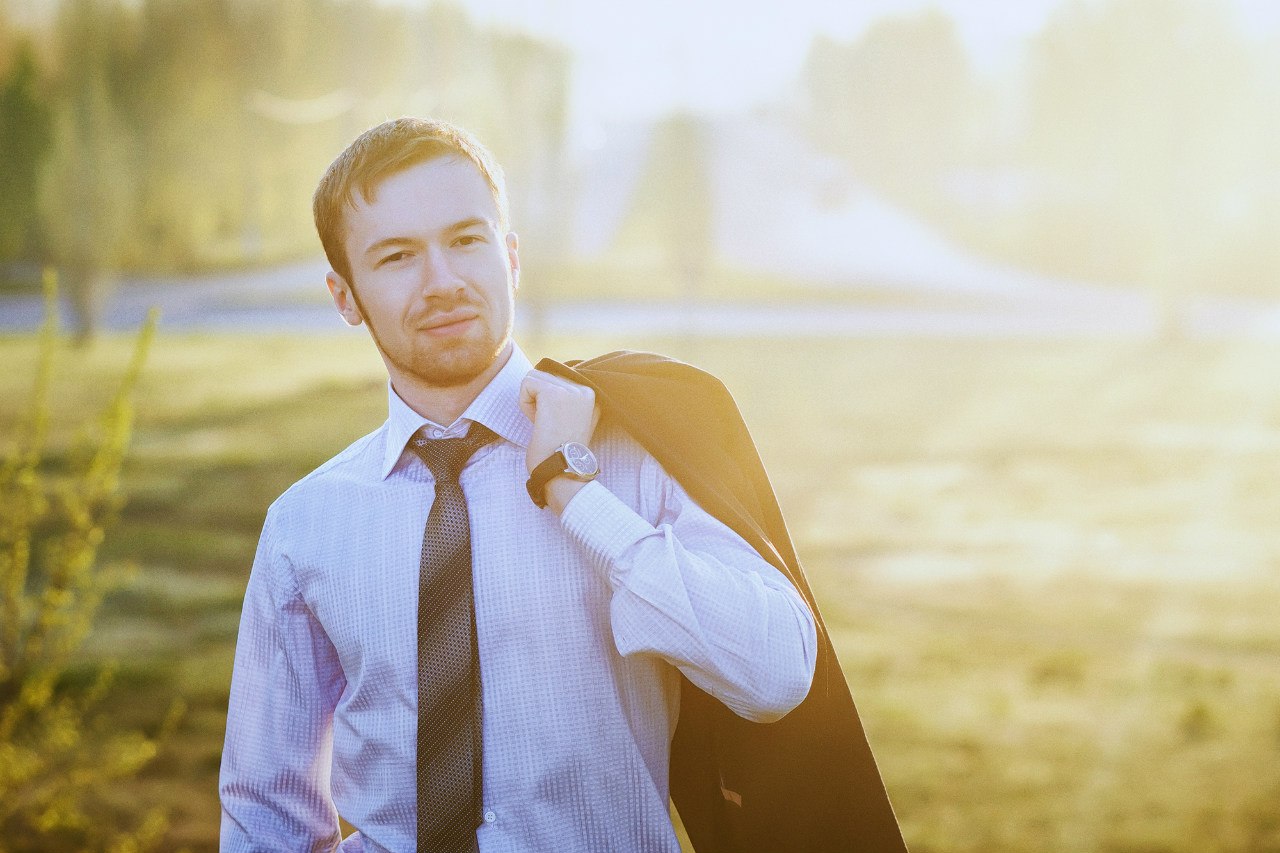 Получить тумаков. Тумаков ильдар. Тумаков глеб игоревич. Получить тумаков. Фрау клиник глеб игоревич тумаков.