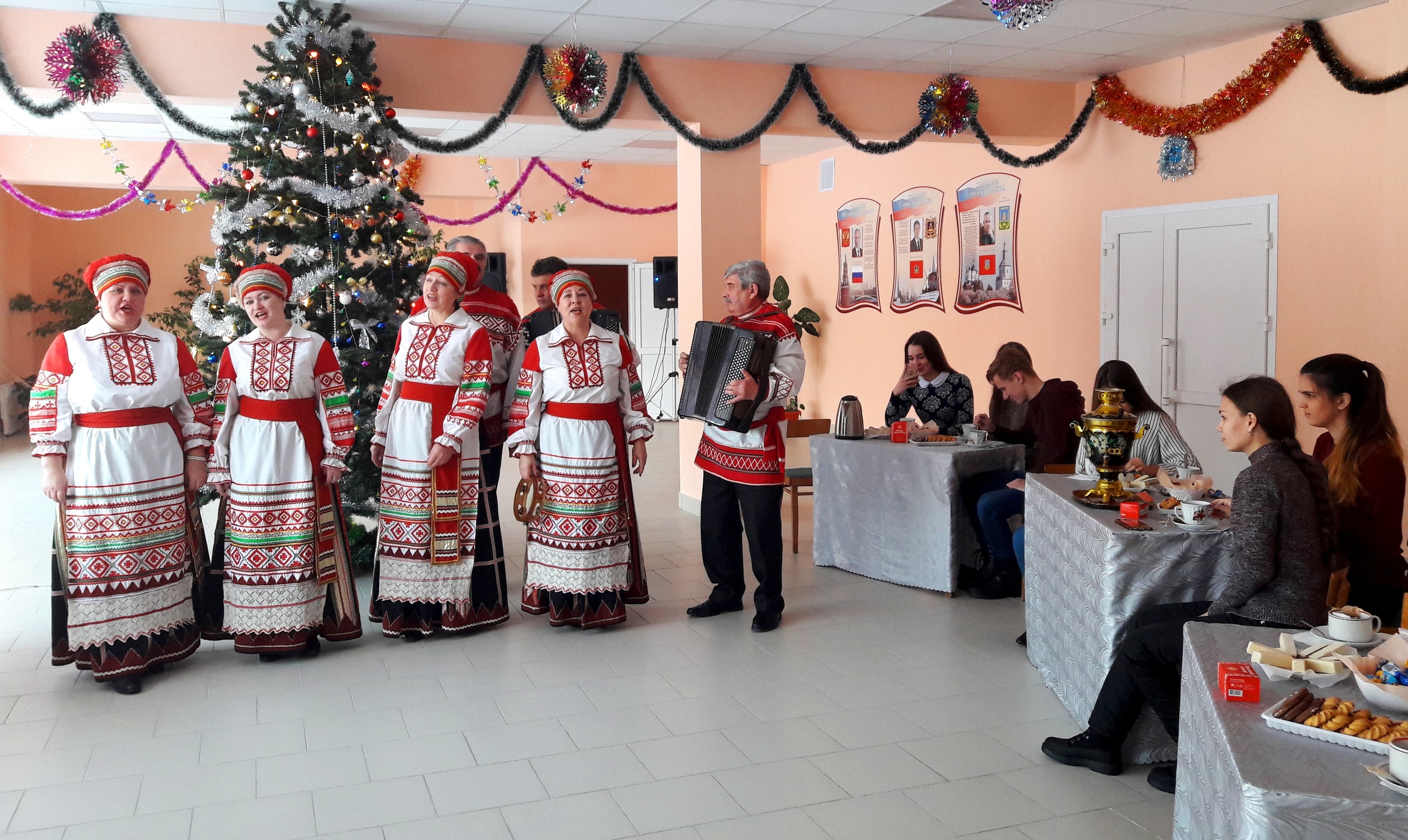 учреждения культуры брянска. толстого. дворец культуры бмз брянск. учреждения культуры брянска. театр.