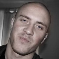Александр Нелюбин