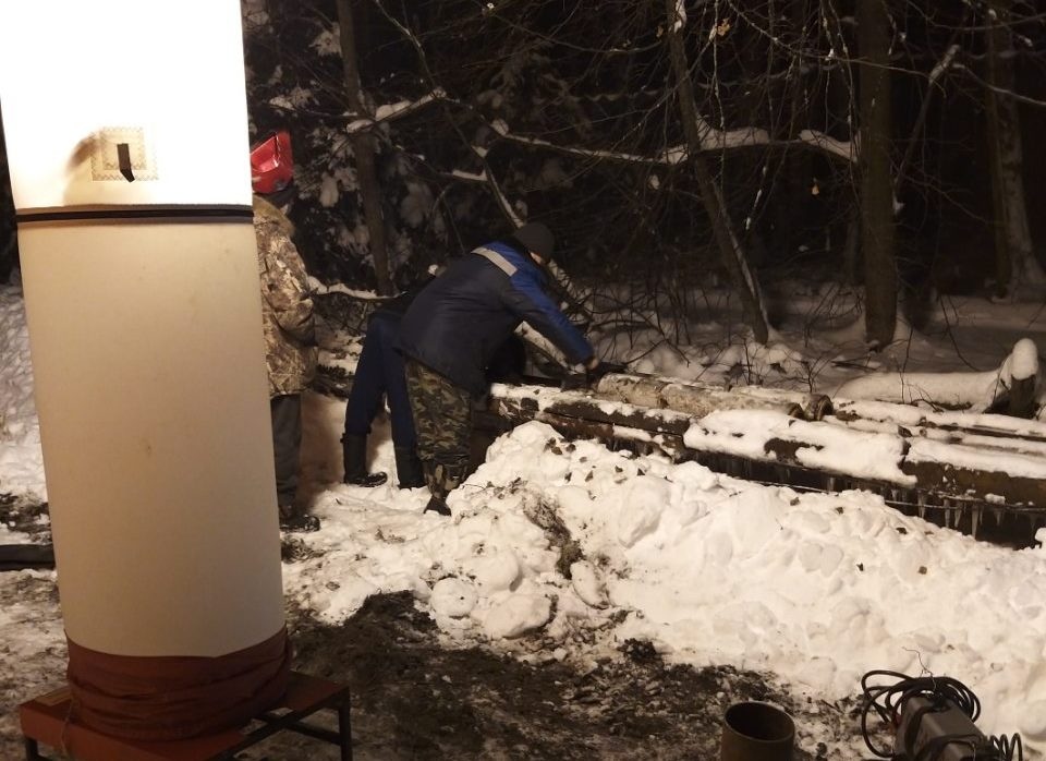 авария теплоснабжения. аварии теплоснабжения в подмосковье. у манохина на объекте трубы лопнули. устранение причин аварии жкх. аварии теплоснабжения в подмосковье.