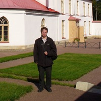 Денис Попов