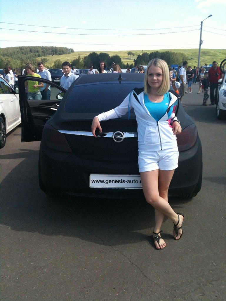 Елена Белоусова