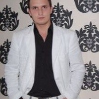 Андрей Романенко