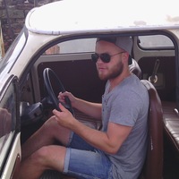 Анатолій Волков