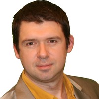 Евгений Максиянов