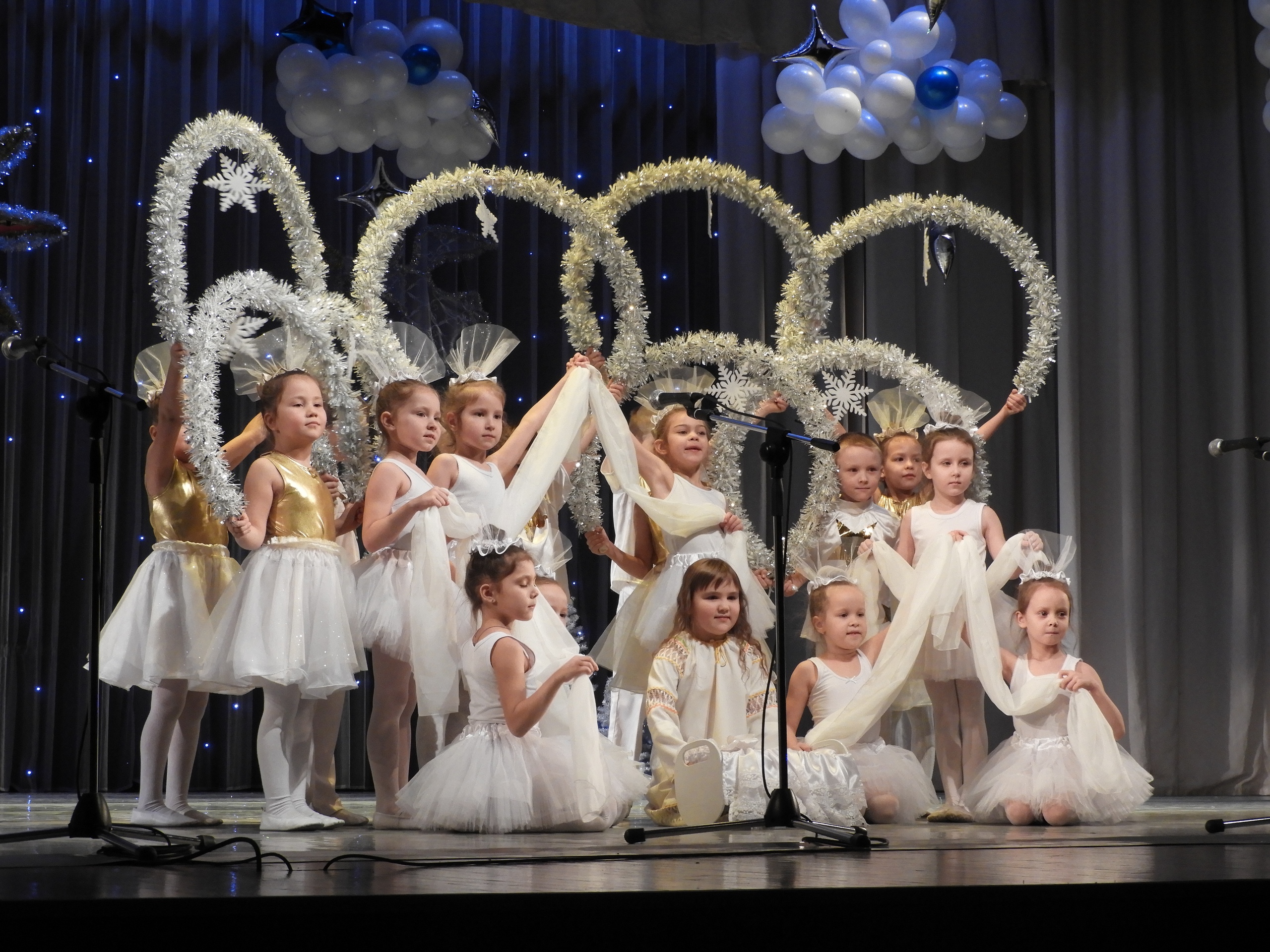 свет рождественской звезды гала концерт