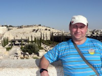 Анатолий Волков