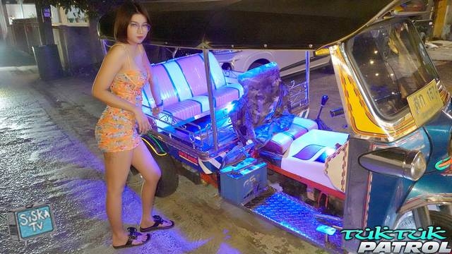  Busty Nude Asian Fucks Hung Tattooed Stud